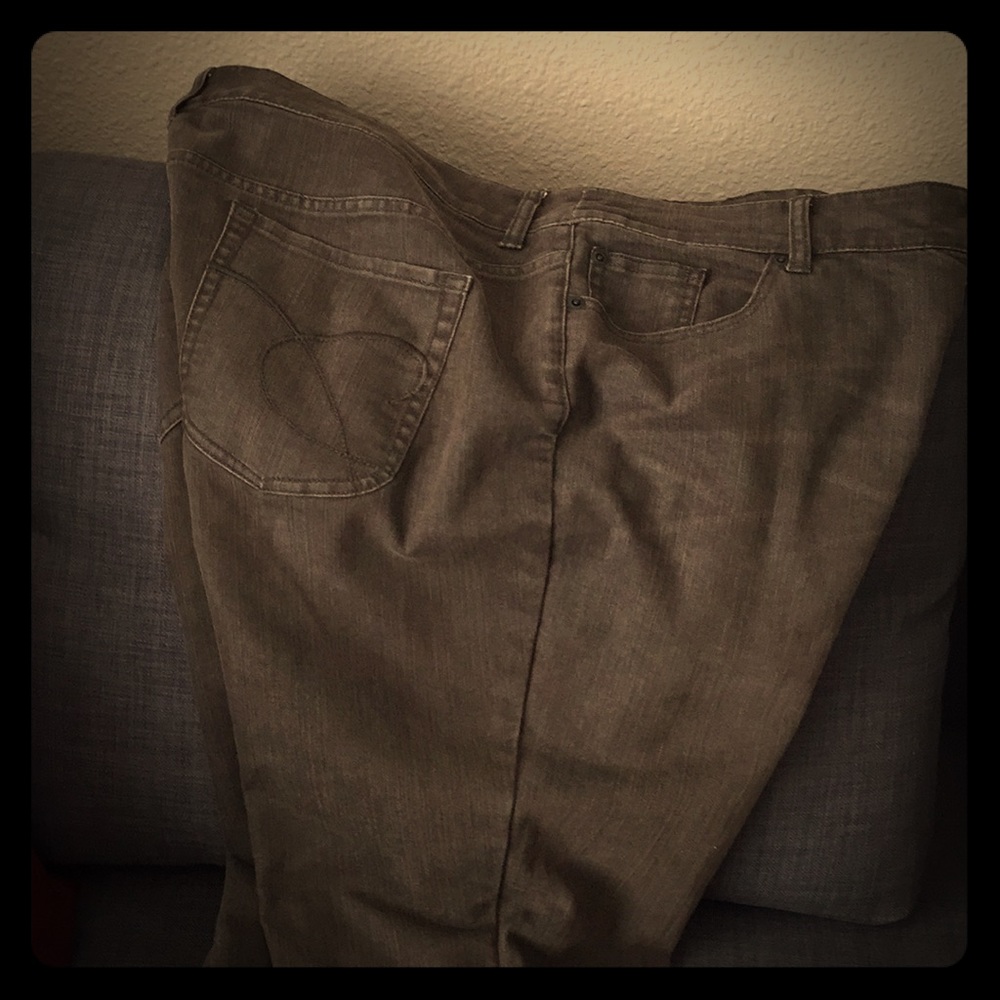 SALE! Chico’s Platinum Jeans